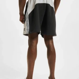 Adidas Originals Herren Shorts SST Fleece In Schwarz 6