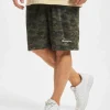 Champion Herren Shorts Training In Grün 10