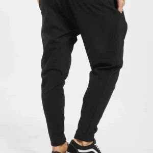 DEF Herren Chino Fowler In Schwarz 6