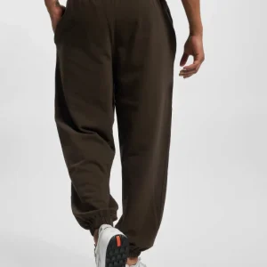 Redefined Rebel Herren Jogginghose Ray In Braun 6