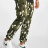 URBAN CLASSICS Herren Cargohose Geometric Stretch Twill In Camouflage 10