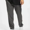 URBAN CLASSICS Herren Jogginghose Tapered Jogger In Grau 10