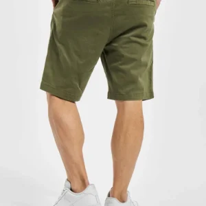 URBAN CLASSICS Herren Shorts Hobart Stretch Twill In Olive 6