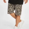 URBAN CLASSICS Herren Shorts Stretch In Weiß 10